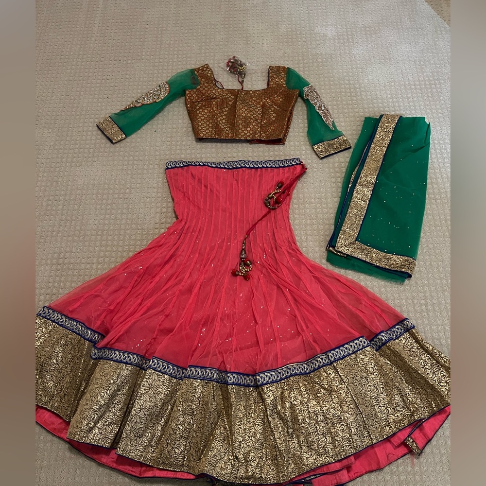 Fish cut 3-piece lengha set